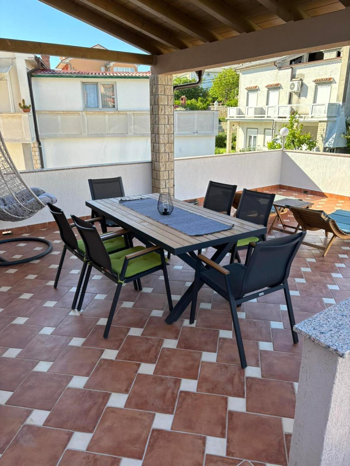 Lili Rab Apartment Rab Town Exterior photo